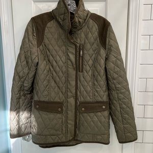 Vince Camuto Quilted Jacket with detachable hood. Barbour look without the price